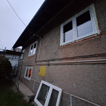 Demontaż starych okien i montaż nowych okien firmy Drutex (1)